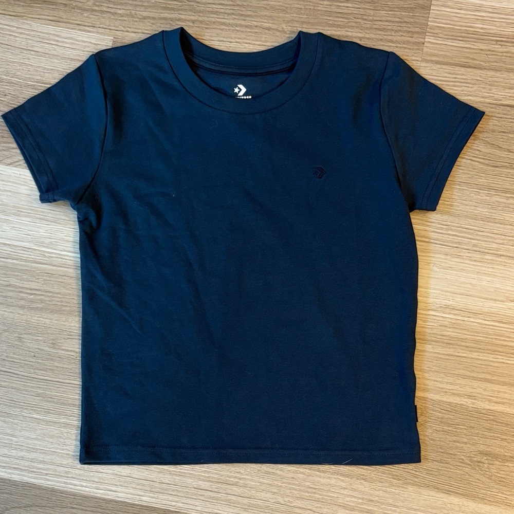 EUC!  Converse Navy Blue Short Sleeve Crewneck Tee Size Medium